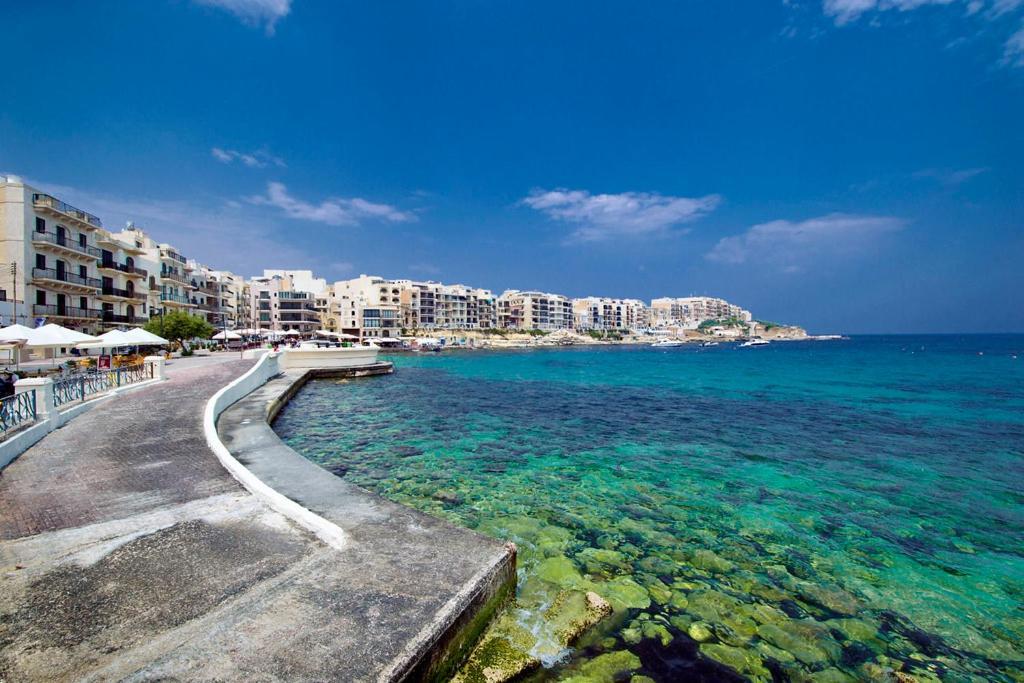 Electra - Luxury Beachview *