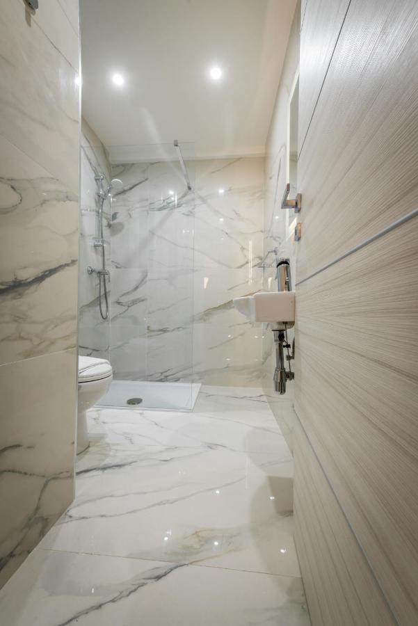 Electra - Luxury Beachview